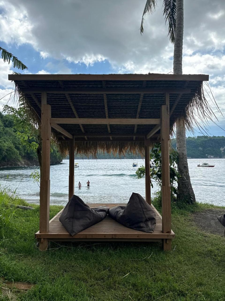 Beachfront Luxury Dome Villas - Gamat Bay Resort Nusa Penida Exteriér fotografie